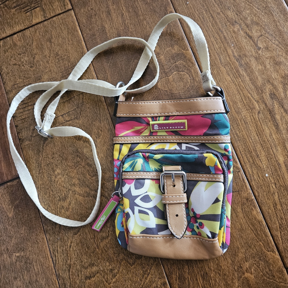🎁🎁3/$20🎁🎁Lily Bloom Multicolor Floral Crossbody Bag